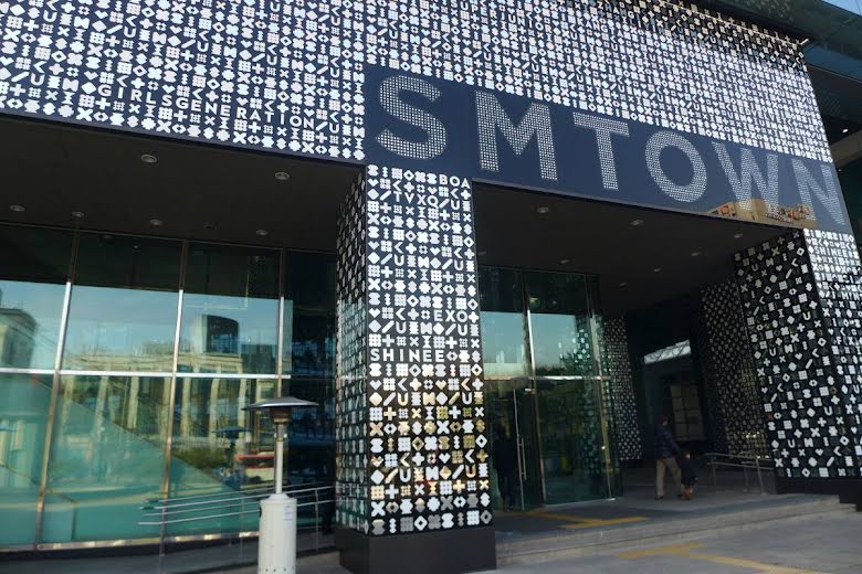 S.M Entertainment - agensi terbesar di korea selatan